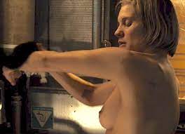 katee sackhoff nua em fotos