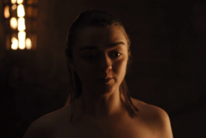 maisie williams nua em imagens