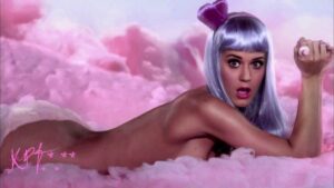 katy perry pelada artista nua