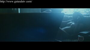 giovana cordeiro nua peituda pelada