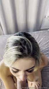 bruna iork nua mamando pelada